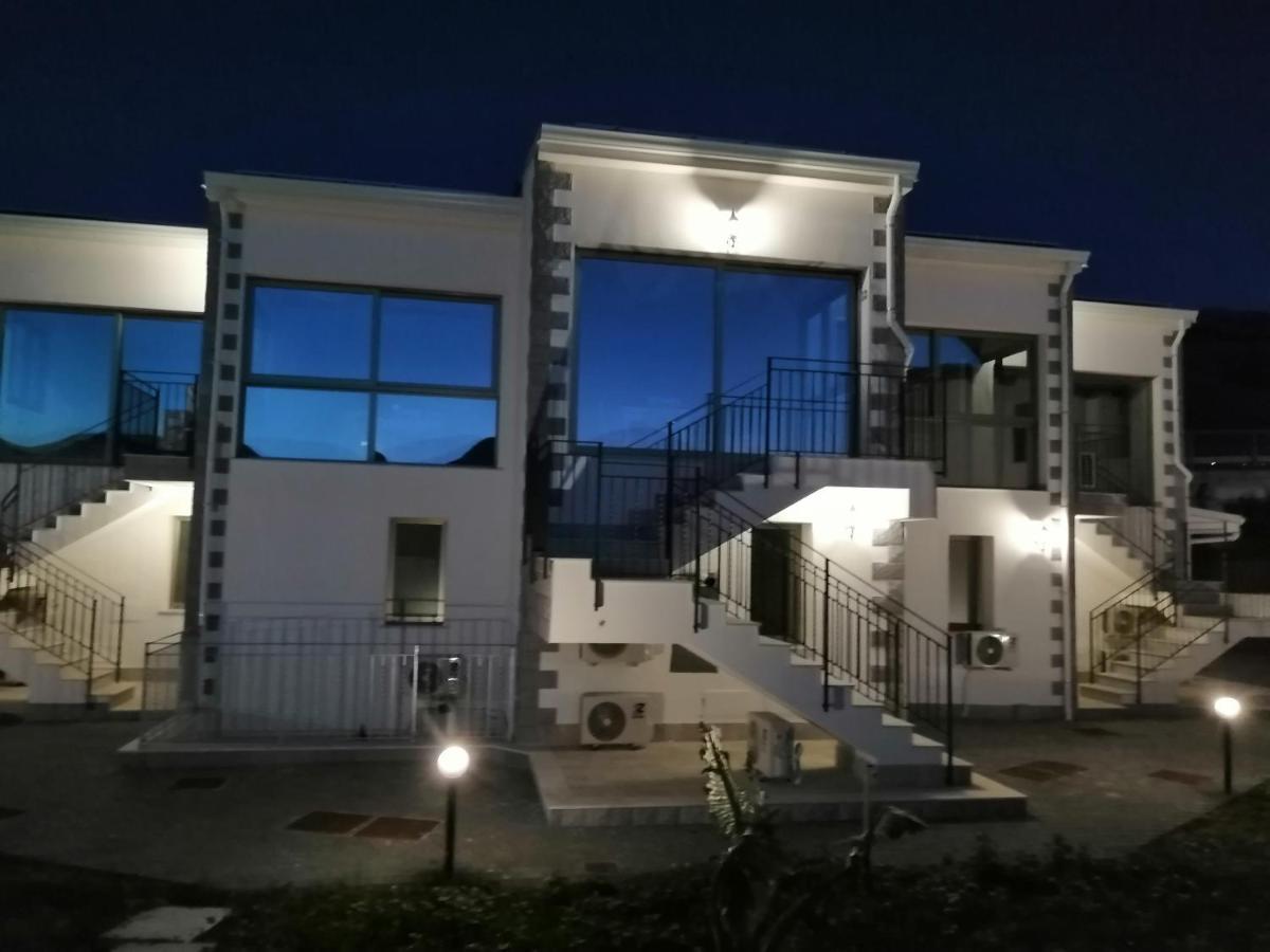 Sicily Rooms Appartamenti Carini Ngoại thất bức ảnh